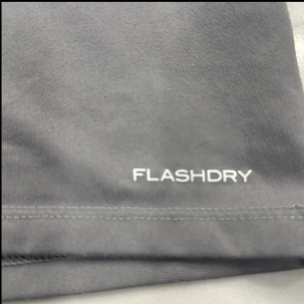 The North Face Grey Men’s Elecation‎ Short Sleeve Flash Dry Shirt. Size S jc